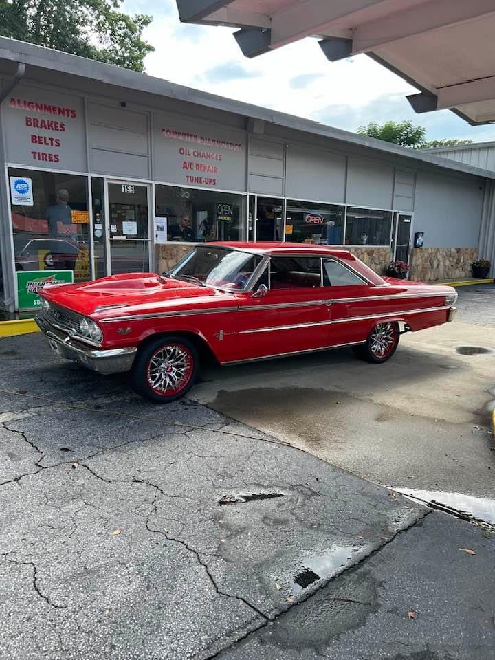 Forged 18x9 wheels with dark red barrel for 1963 Galaxie
