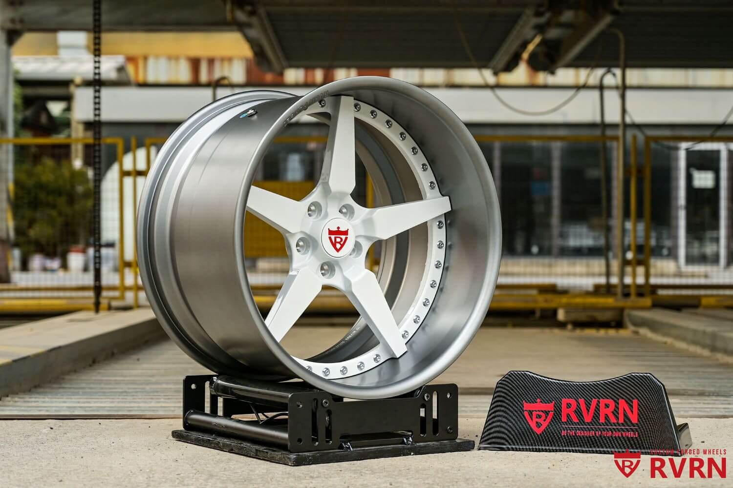 Side profile of 1968 Ford F100 with custom forged 5 spoke wheels