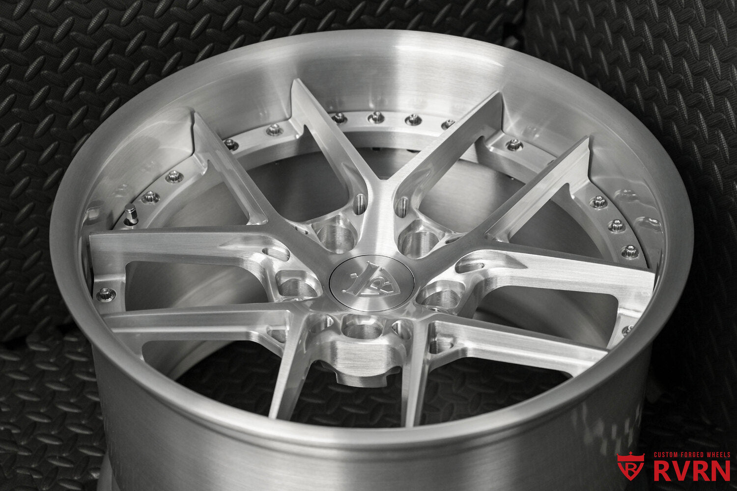 RVRN RV-DR08D forged wheel rear view on Corvette ZR1