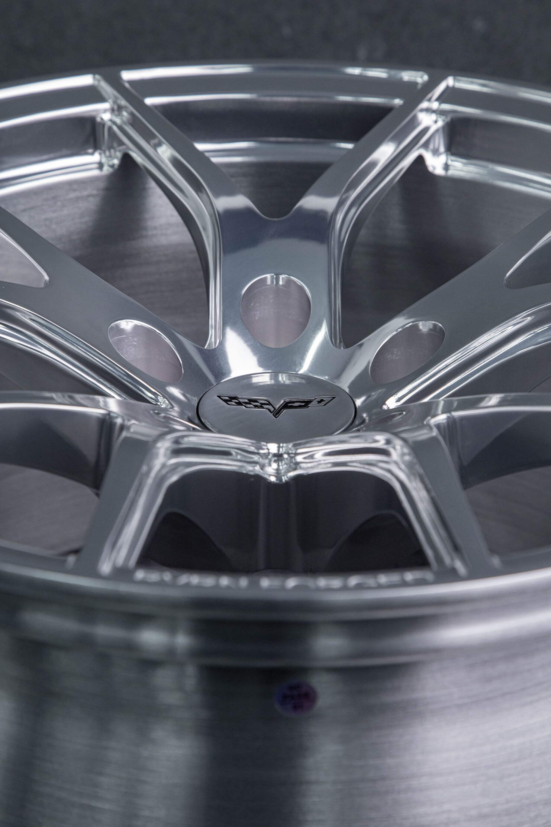 Design your own C5 Corvette forged wheels – shown RV-MC24 in polished finish.