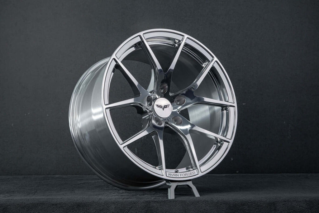Design your own Corvette C5 polished wheels with RV-MC24 by RVRN.