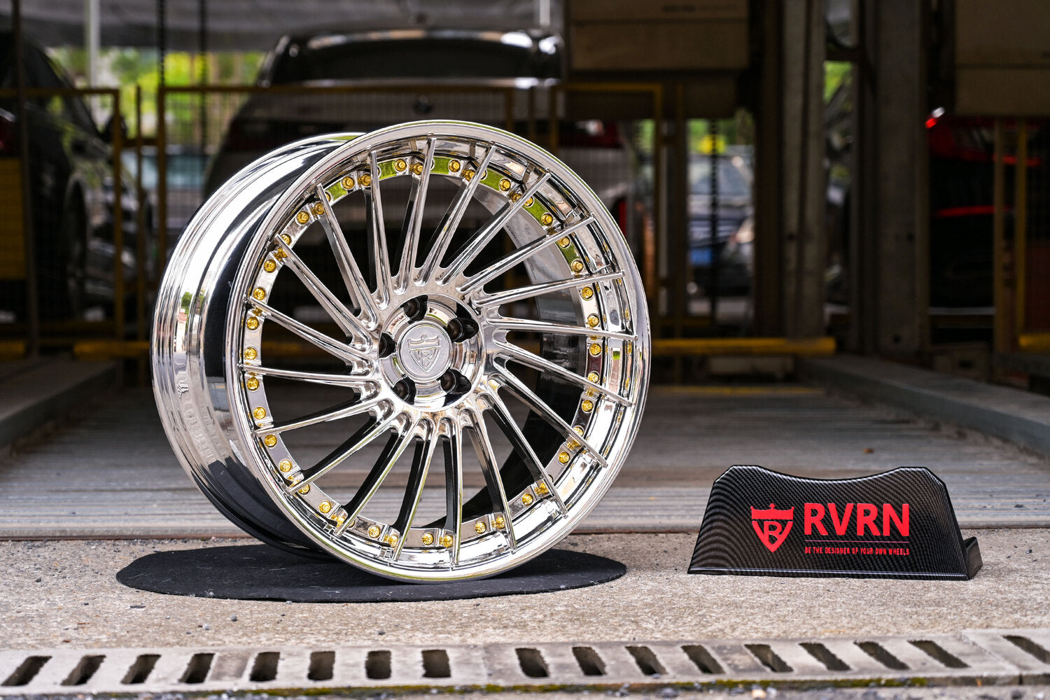 RV-DN01 forged chrome rims for 2007 Mercedes Benz CL600 closeup detail