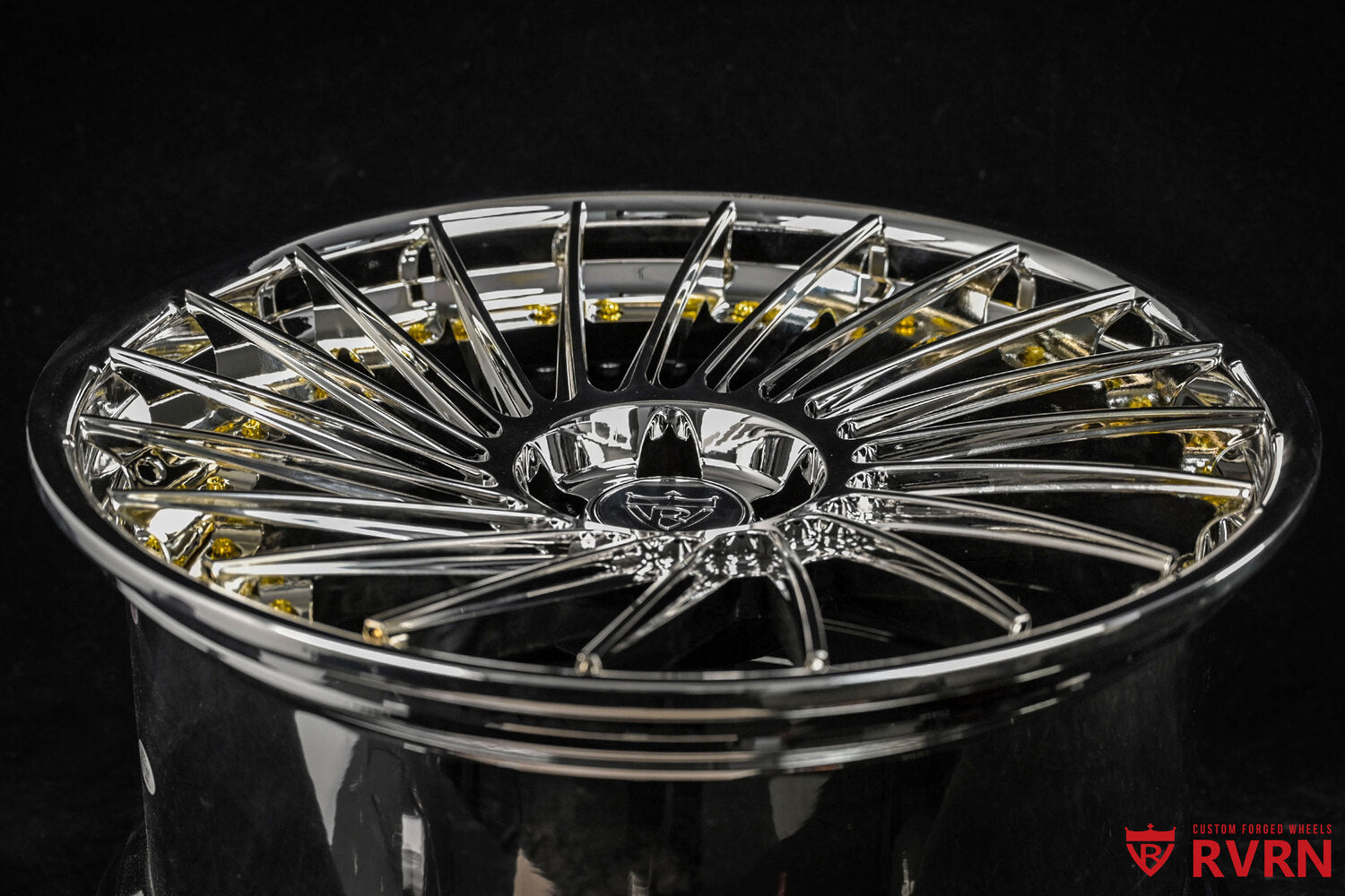 Deep dish aftermarket wheels with brake clearance for Mercedes CL600