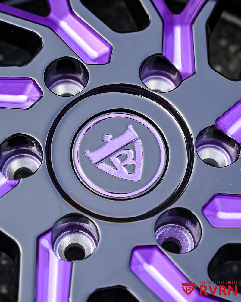 Gloss black and purple forged barrel detail on RVRN MH01 truck wheel.