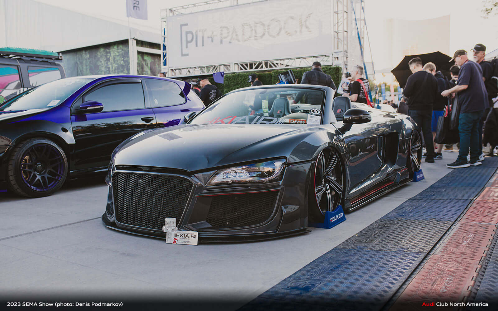Full side profile of Audi R8 V10 on 20-inch forged concave wheels