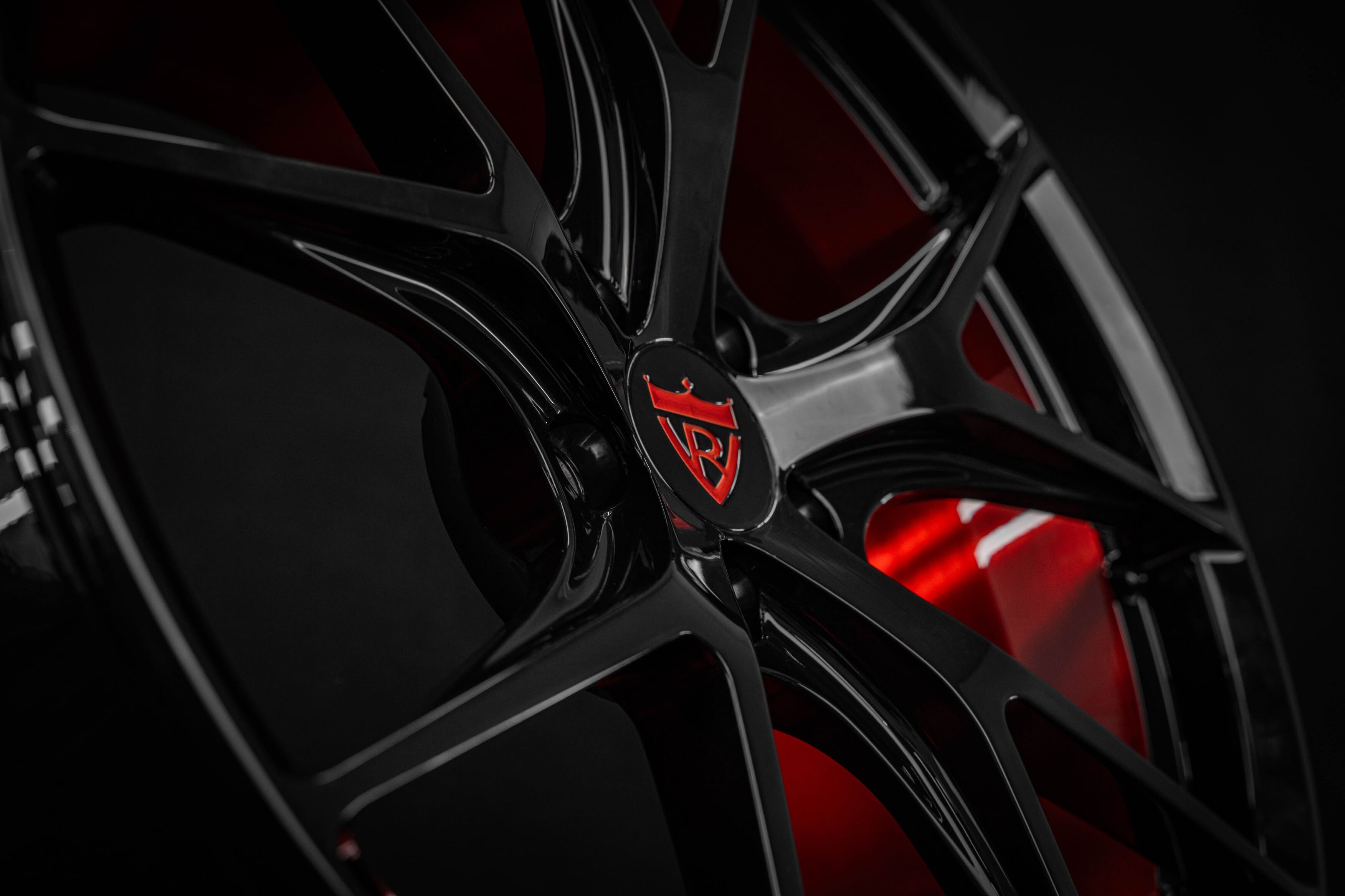 Custom forged RVRN wheel setup for ML63 AMG with 21x9.5/21x10.5 sizes