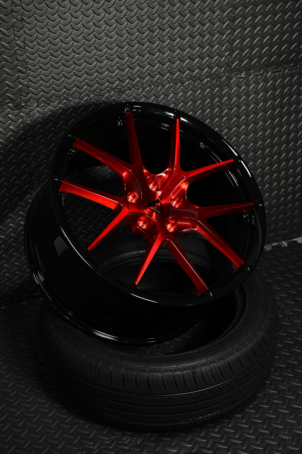 RV-MR05 forged wheels for C7 Corvette Z51 in red and black finish.
