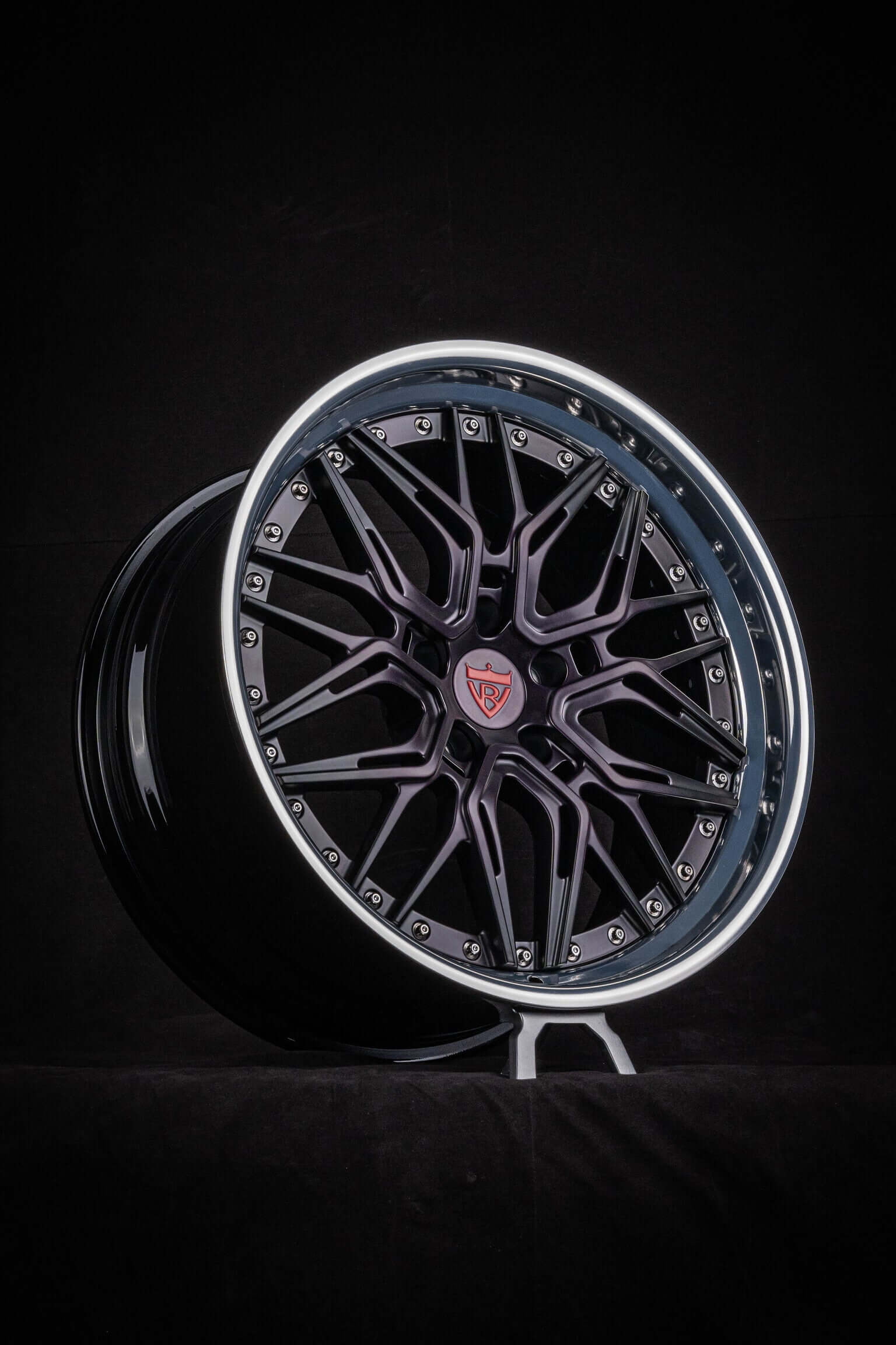 RV-T081 forged wheel detail for 2015 Camaro SS