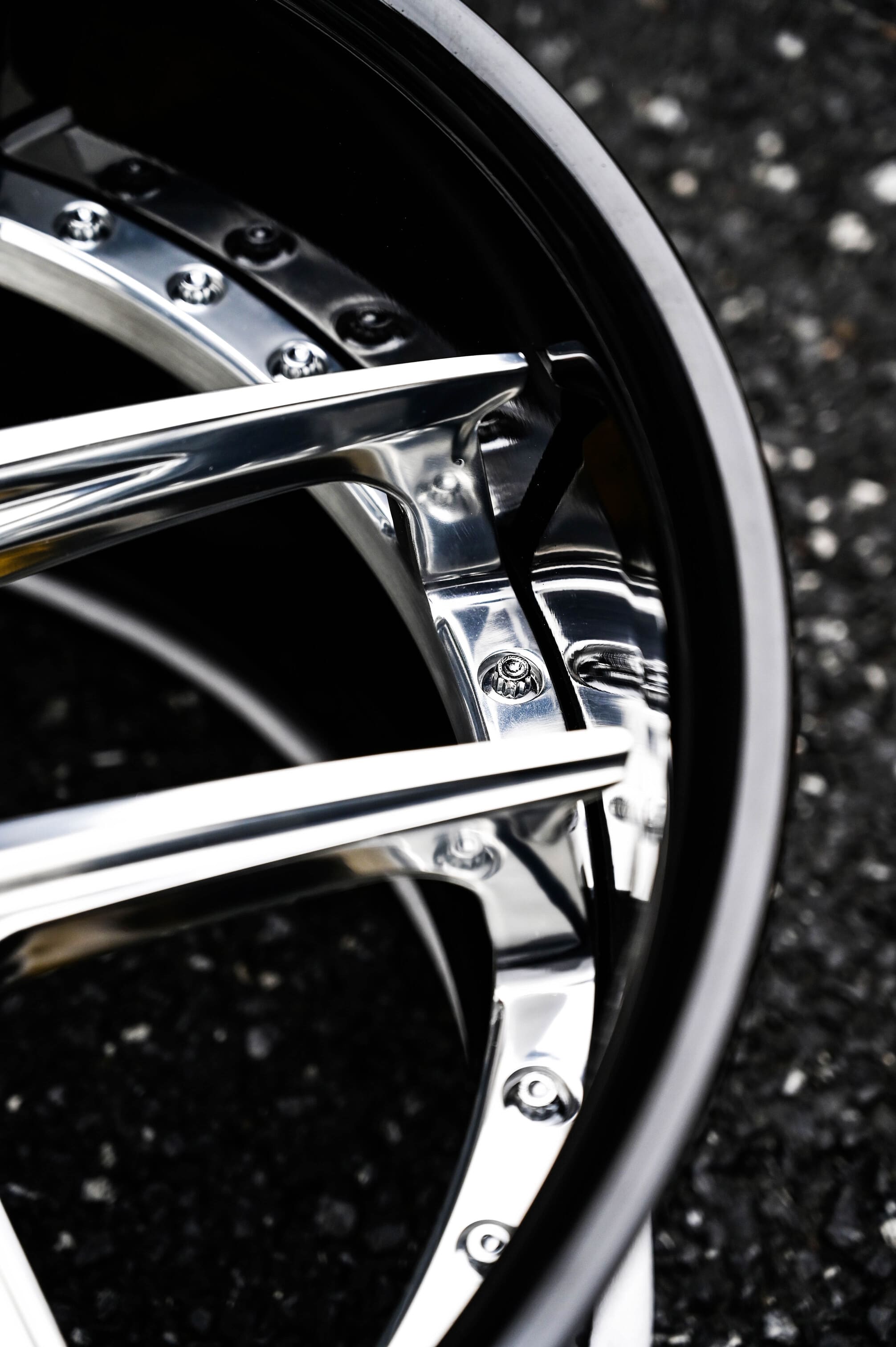 Gloss polished finish on custom Maserati Granturismo wheel