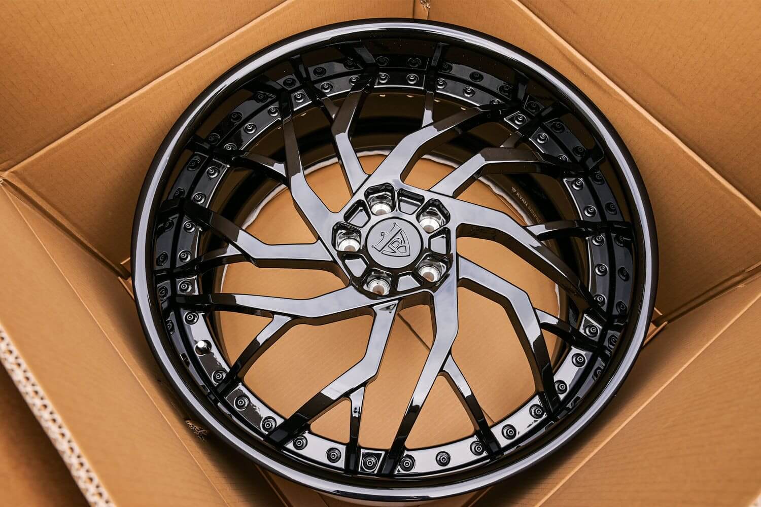 Design your own AMG wheels – RVRN custom forged solution