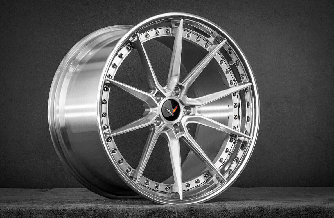 Brushed finish detail on RV-DB082 wheel for Corvette aftermarket upgrade.