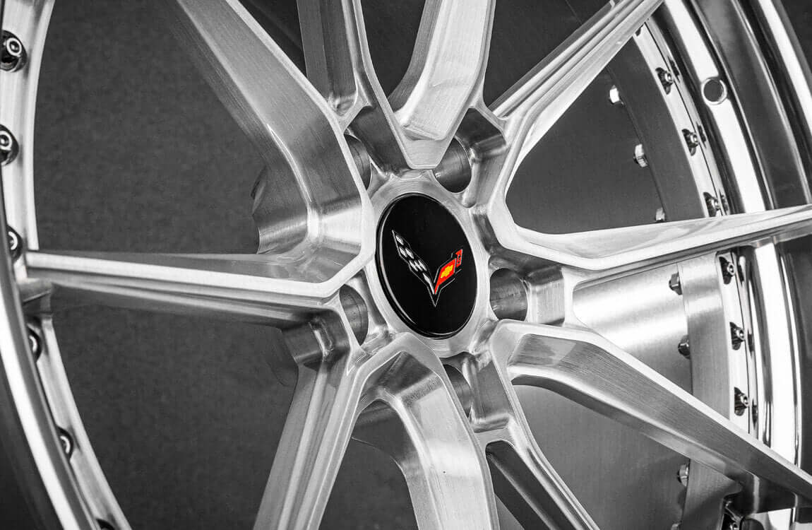 Corvette C8 rolling with custom brushed and polished forged RV-DB082 wheels.