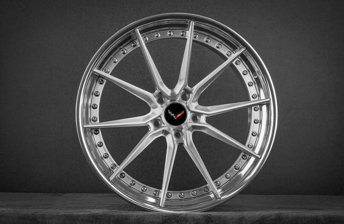 Flush front fitment of polished RV-DB082 forged wheels on 2020 Corvette C8.