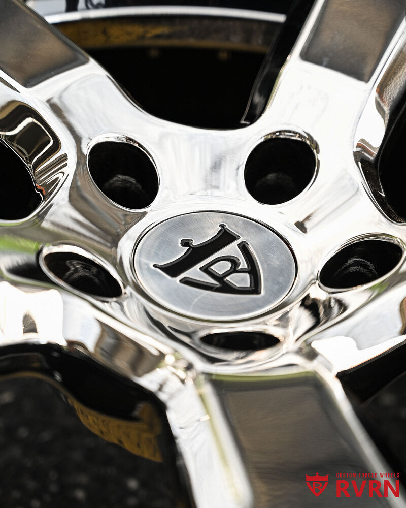 2020 Corvette C8 Stingray rims RVRN forged detail shot