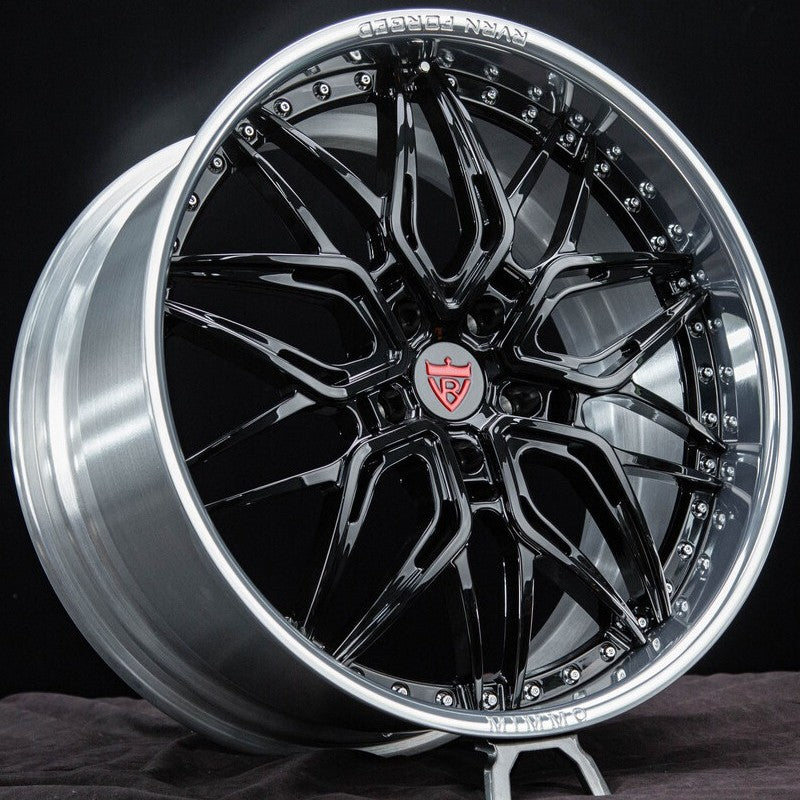 Front angle view of RV-T081 22-inch forged wheels on 2022 Porsche Taycan GTS