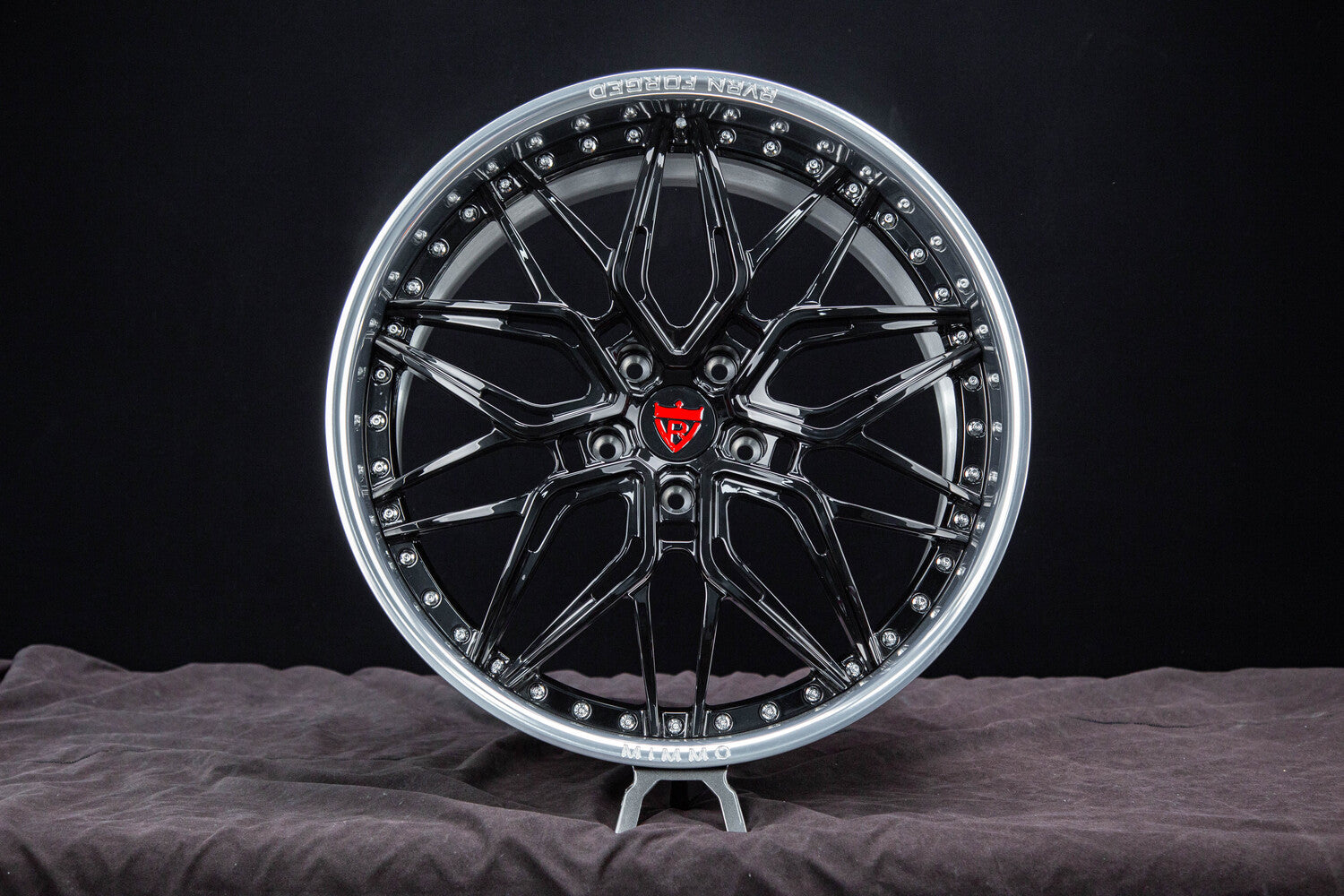 Close-up of polished aluminum finish on RV-T081 Porsche Taycan wheels