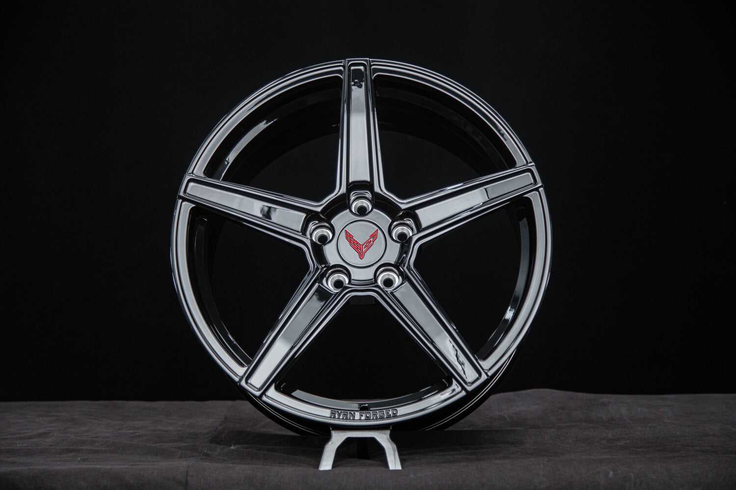 RVRN Wheels Corvette C8 black forged 5 spoke close-up