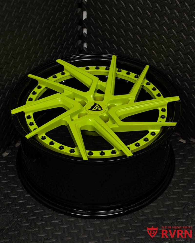 Acid green and gloss black wheel combo on 2023 Campagna T-Rex