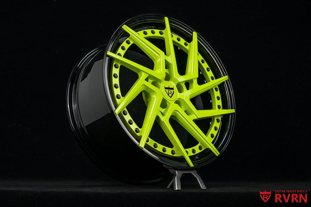 Custom Campagna T-Rex front wheel, Porsche acid green spoke, gloss black barrel