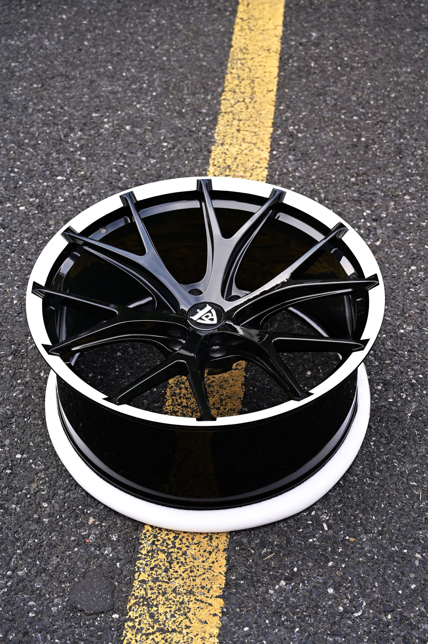 Truck upgrade with RV-MR05 gloss black and white forged wheels