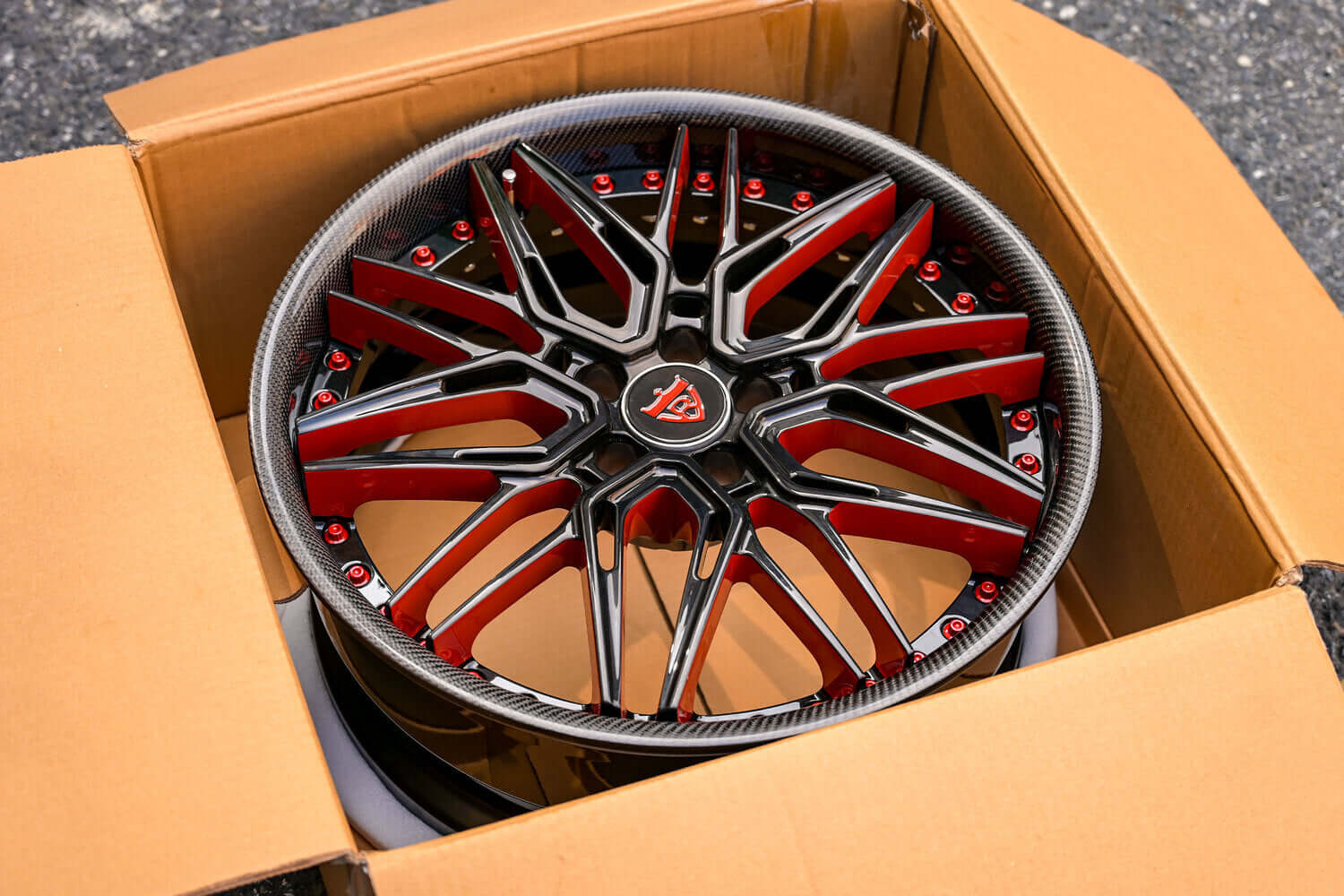 Gloss black barrel and deep dish profile for Campagna T-Rex RV-T081