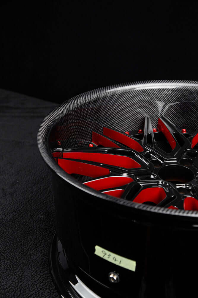 Carbon fiber wrapped lip detail on RV-T081 for Campagna T-Rex