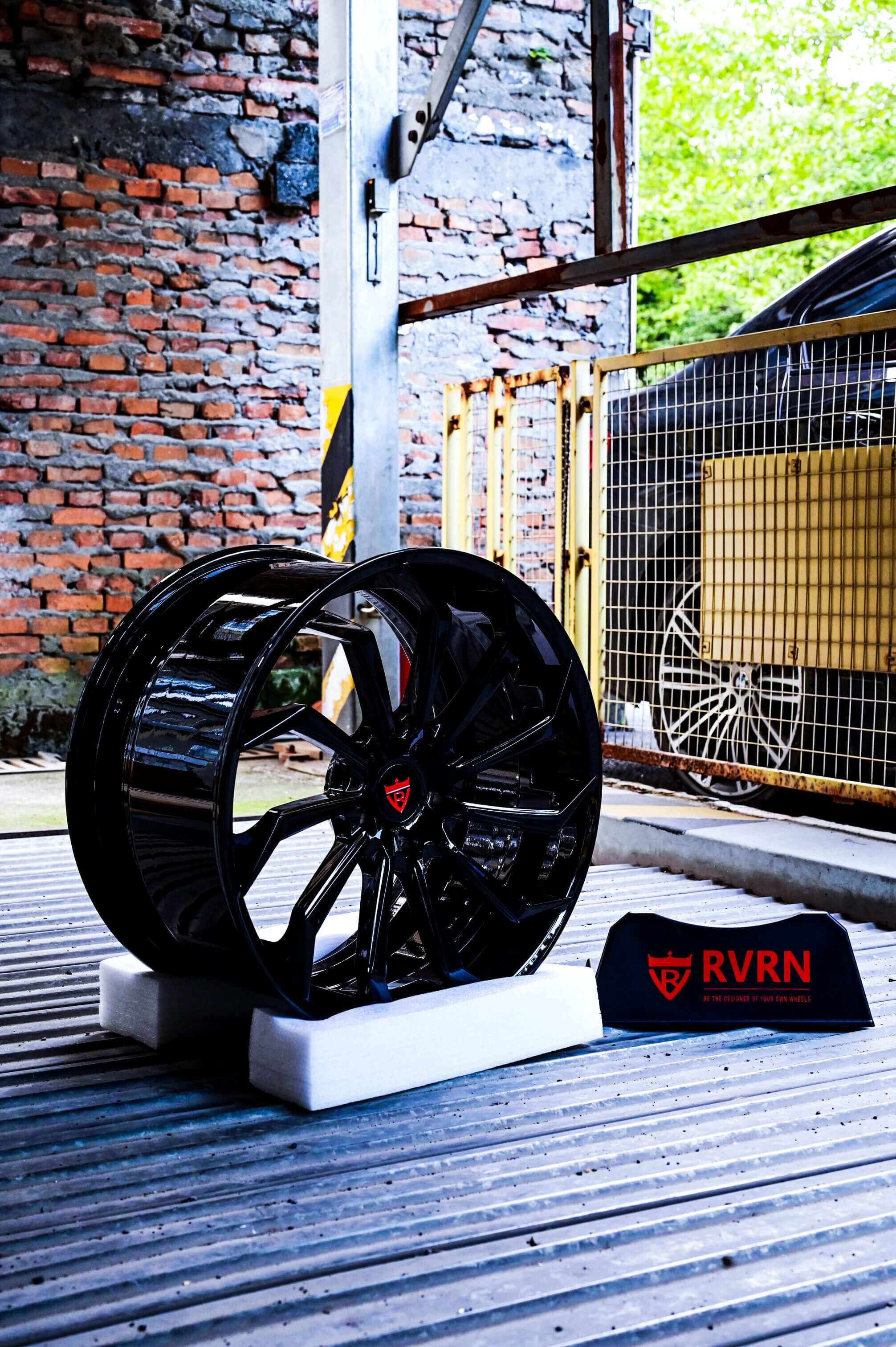 2023 Corvette C8 Custom Aftermarket Wheels with 20x9/21x11.5 size, RVRN custom forged 2-piece series