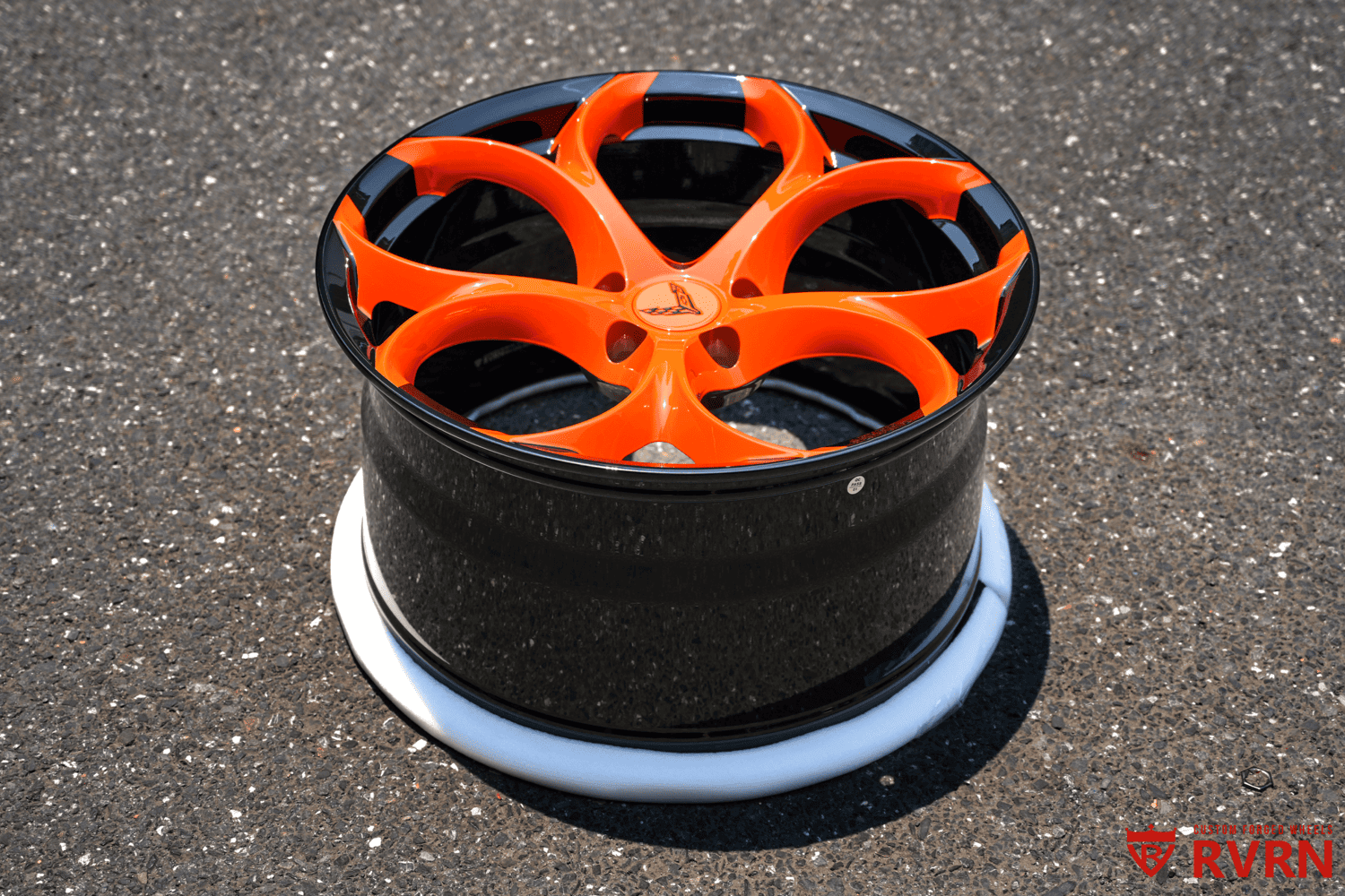 Front angle of Amplify Orange Corvette C8 Z51 with custom RV-MS016 forged wheels