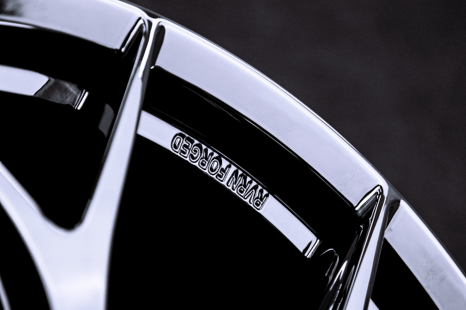 Side profile of RV-MR05 black forged 20 inch wheel on Mercedes CLE300