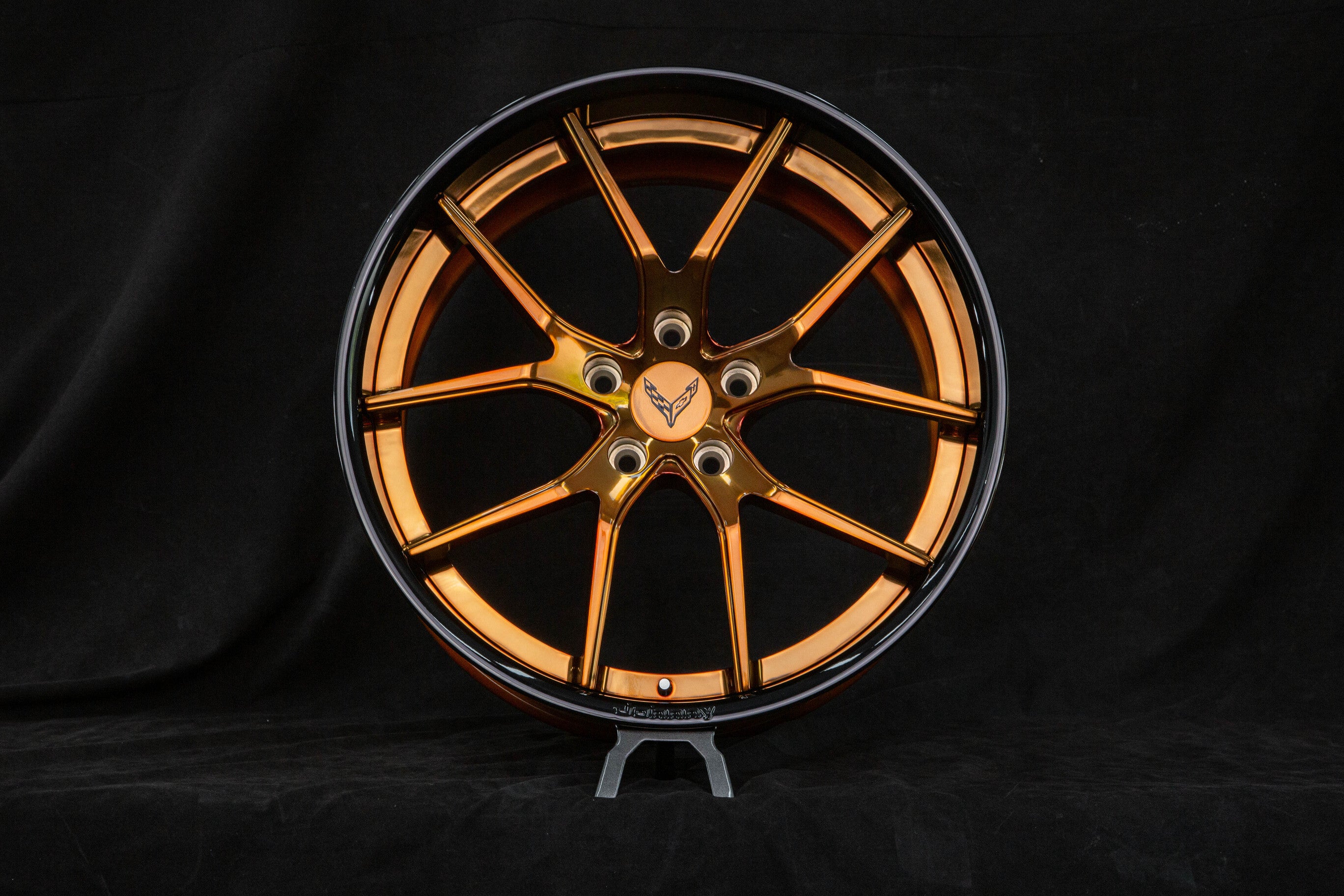 Rear wheel view of RV-DC24 on Corvette C8 Z51