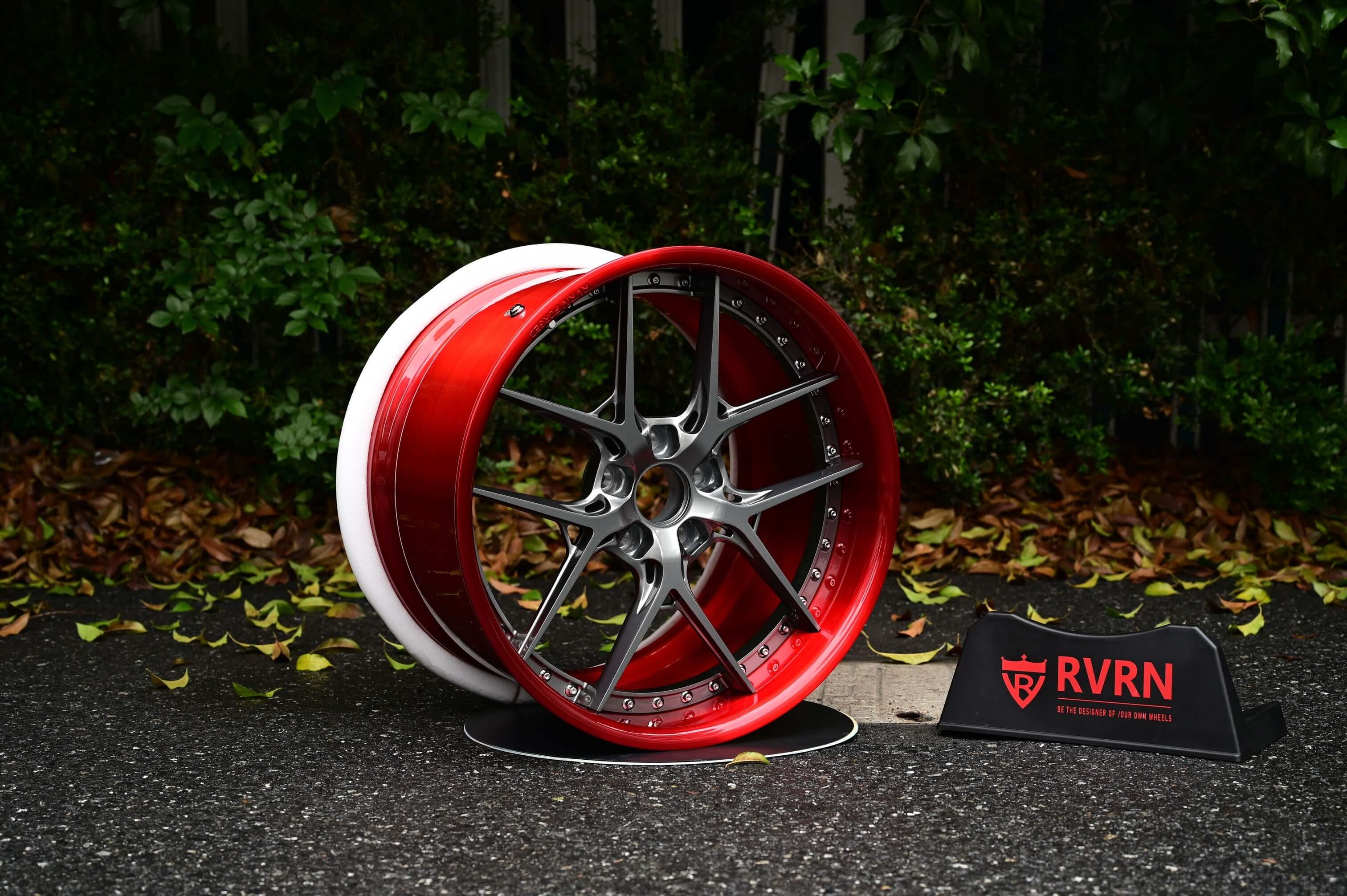2000-2005 corvette c5 custom aftermarket wheels-deep dish red and gunmetal grey rims-rvrn forged 2-piece Series