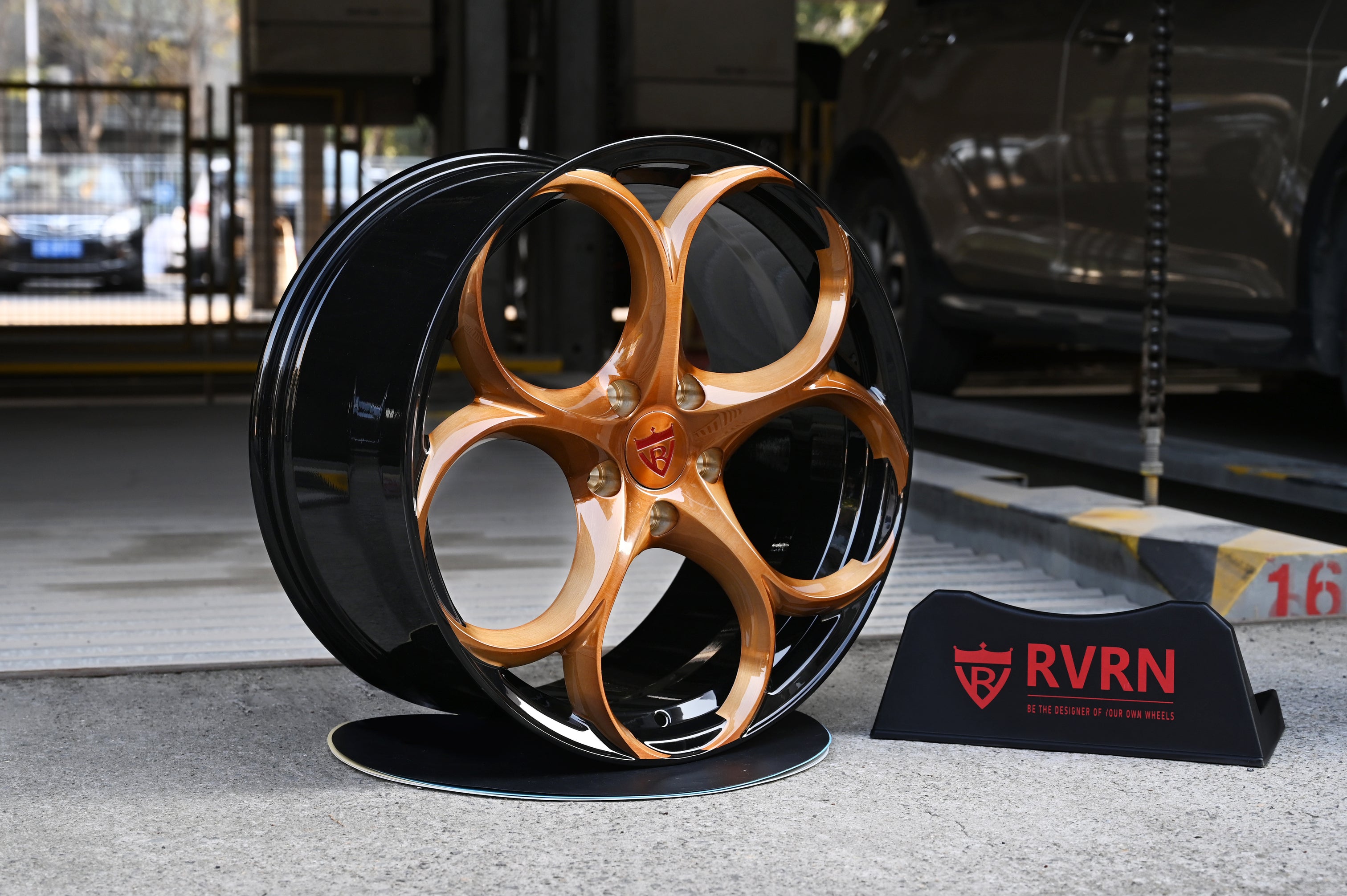 2016 Corvette C7 Stingray 6.2i Custom Forged transparent brone glossy black  1PC Wheels: RV-MS016 Series-RVRN Forged