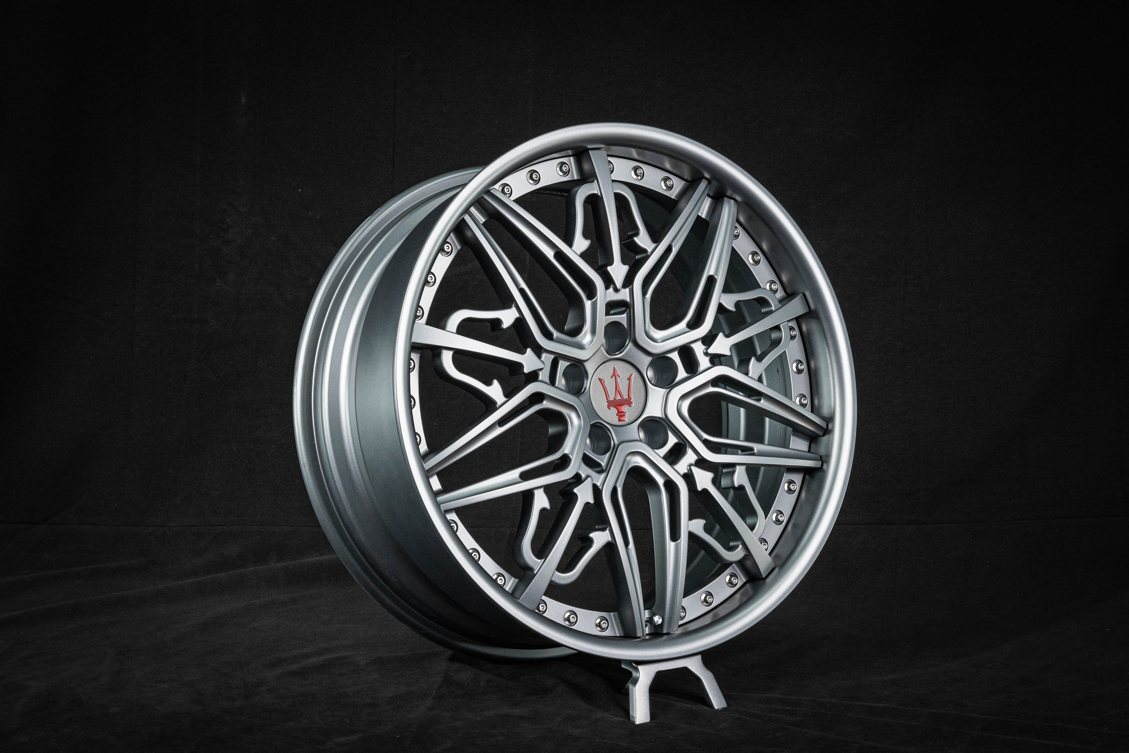2015 Maserati Quattro Custom 2pc Matte Gunmental Gray Finish and Chrome Screws RV-MR01 Series RVRN Wheel Forged