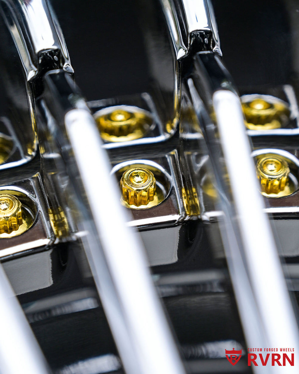 Polished chrome reflection on RVRN forged wheel RV-DM05