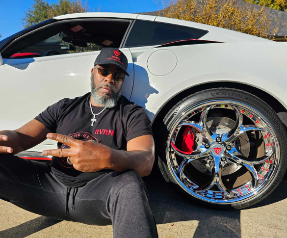 RVRN Customer Reviews with Corvette C7 Z06 Custom Chrome Wheels Build and Tshirt