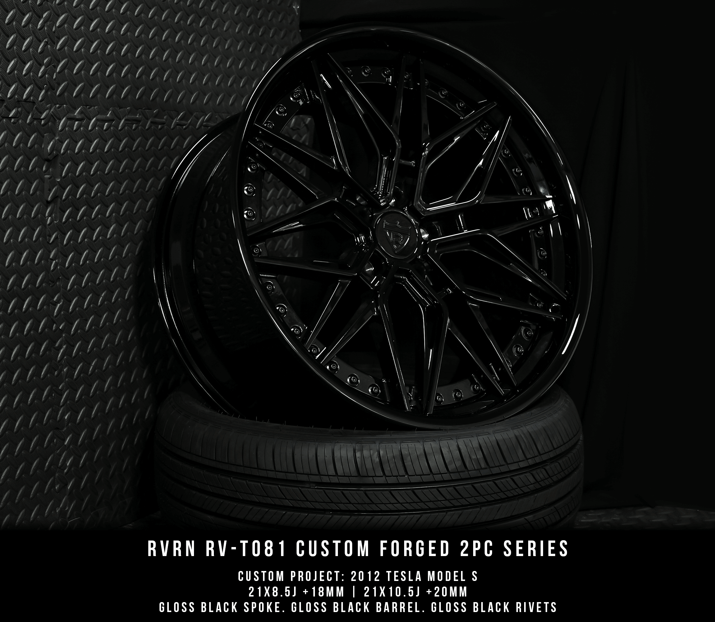 Custom forged black RV-T081 step lip wheel for Dodge Challenger Hellcat by RVRN Wheels, machined from aerospace-grade 6061-T6 aluminum.