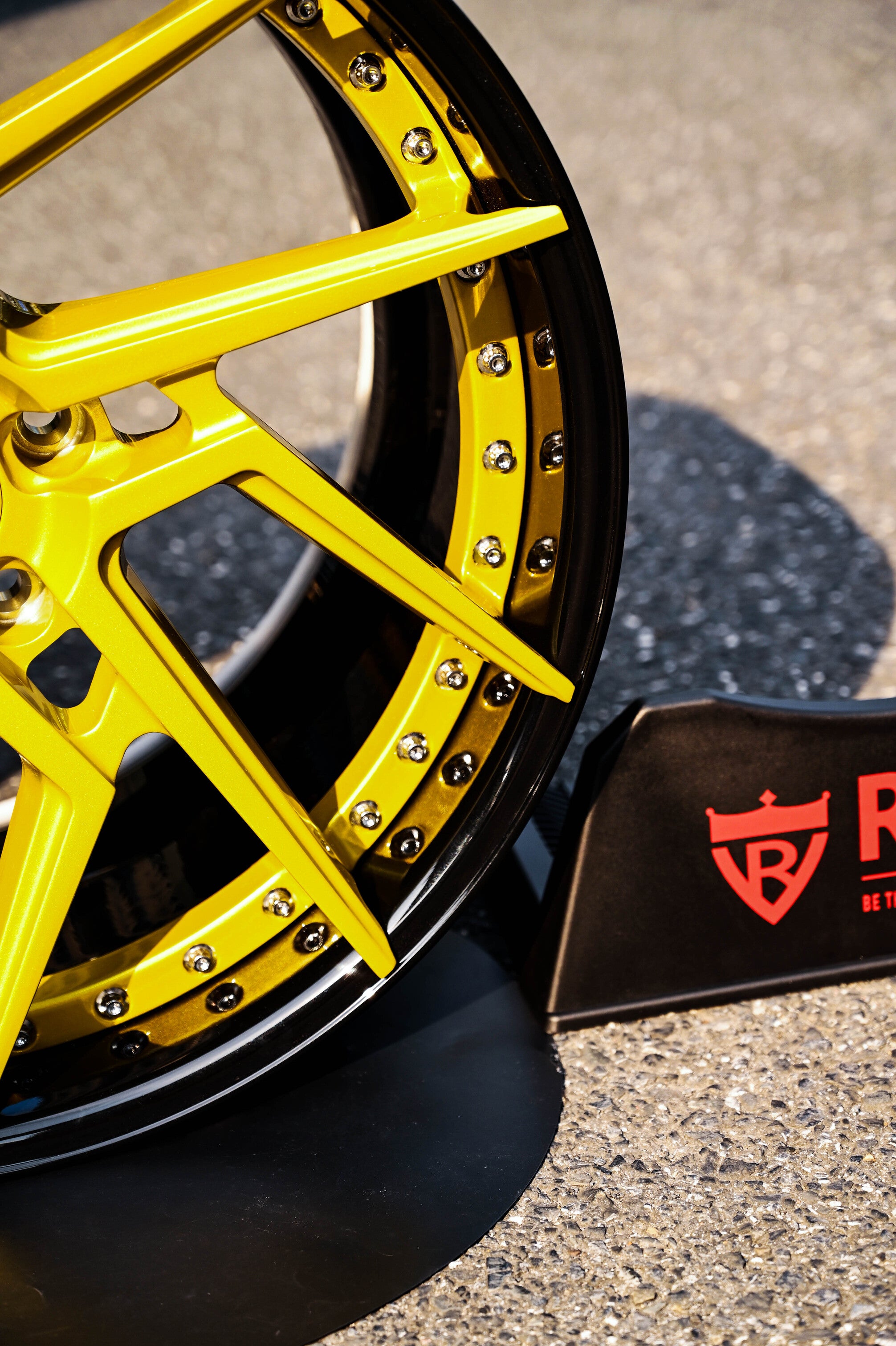 2021 Corvette C8 Custom  Aftermarket 2pc aggressive yellow RV-DF041 Series RVRN Wheel Forged