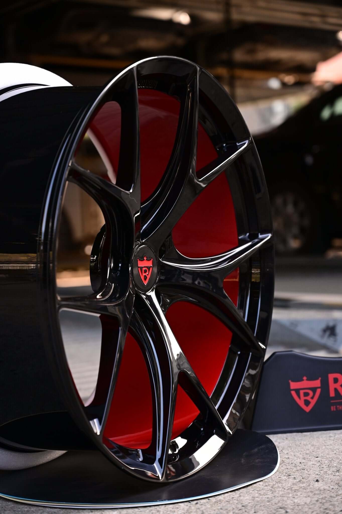 CUSTOM FORGED MONOBLOCK CONCAVE WHEELS: RV-MR05 - RVRN WHEELS