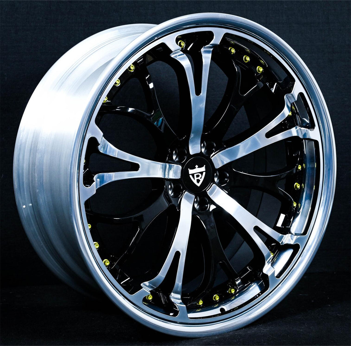 2001 Lincoln Town Car on RVRN RV-DL09 custom forged wheels in polished black - 01