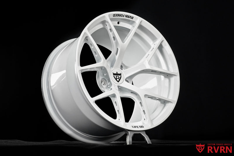 2002 Lexus GS300 Ivory White Wheels: RV-MR01 custom forged wheel showcasing a sleek design and staggered fitment.