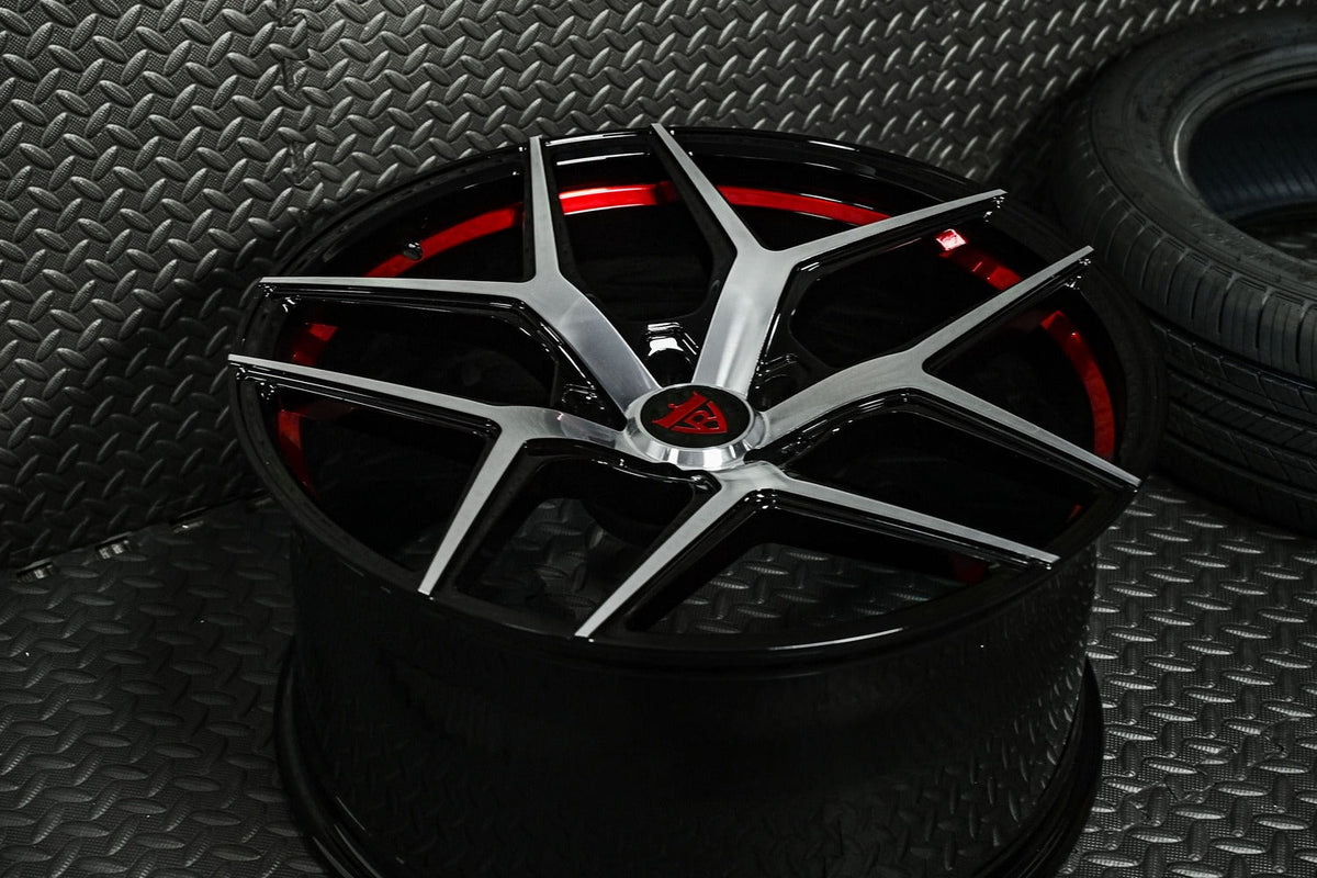 2023 Tesla Model S Plaid Custom Black & Red Wheels: RV-MM181