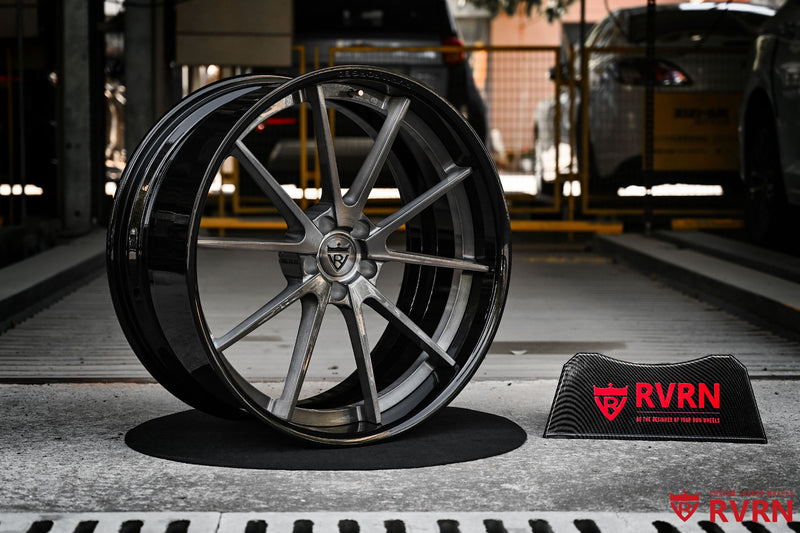 2023 Audi RS Q8 Black Wheels: RV-DC02