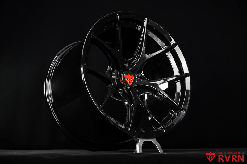 Concave profile and barrel detail of the RVRN RV-MR05 forged wheels custom designed for a 2024 Nissan Z NISMO in gloss black, 18x11.5 +15.