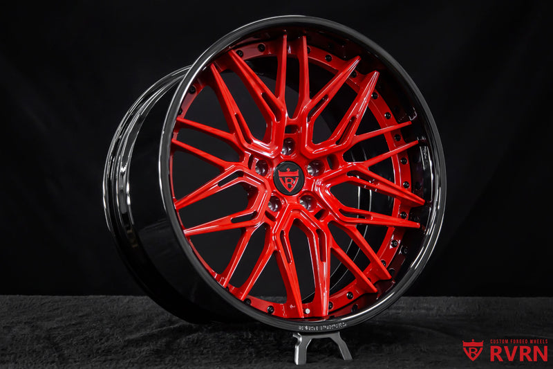 2025 Corvette C8 Z06 Gloss Black & Torch Red Wheels: RV-T081