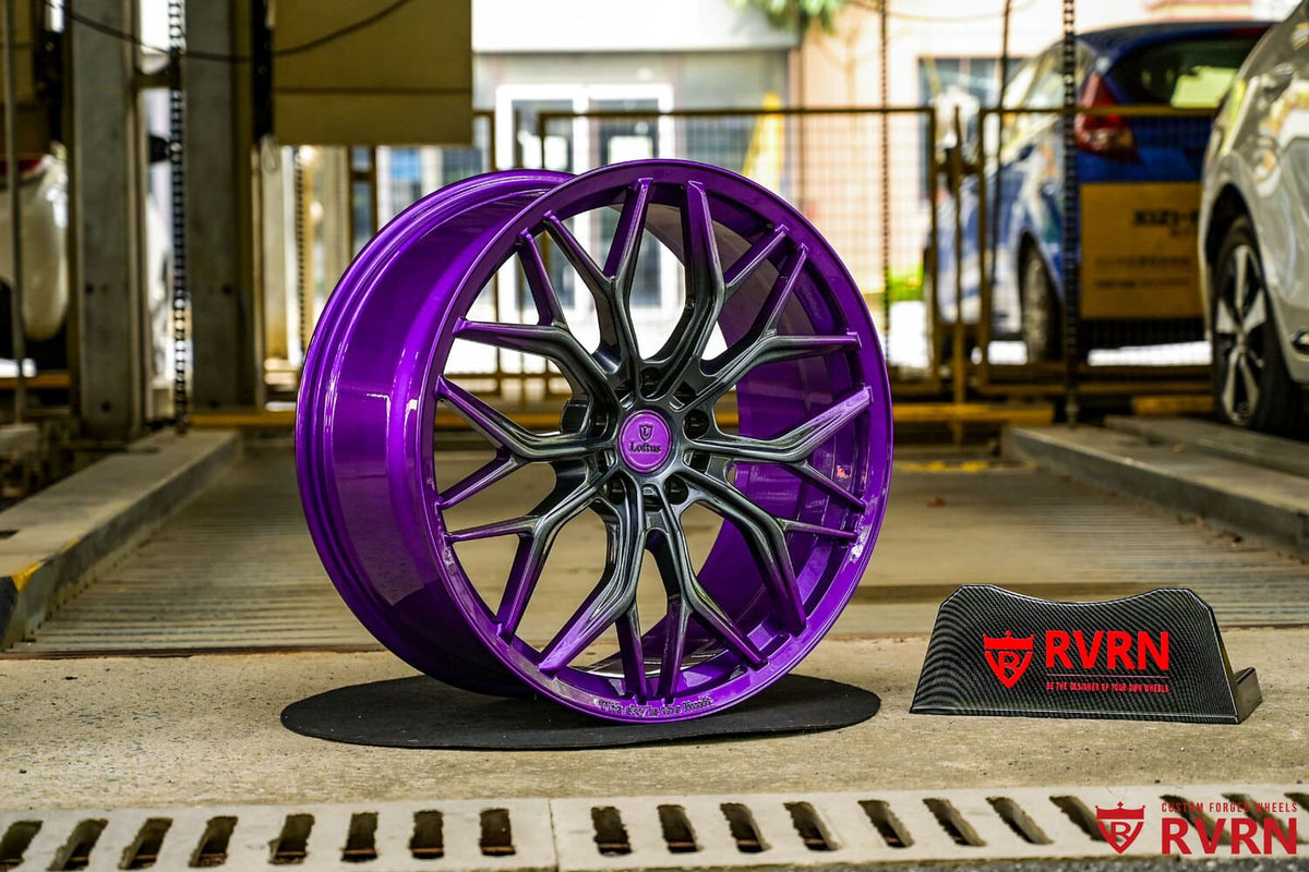 2025 Dodge Durango R/T Plus AWD on RVRN RV-MD04 forged monoblock wheels with color-matched purple metallic fade to black finish, 22x10 front and rear fitment
