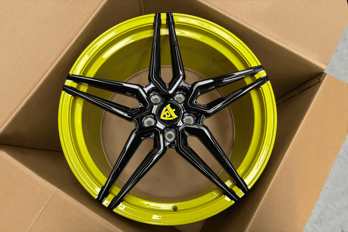 2023 Corvette C8 Stingray Custom 5 Star Black And Accelerated Yellow Forged Wheels: RV-MR02