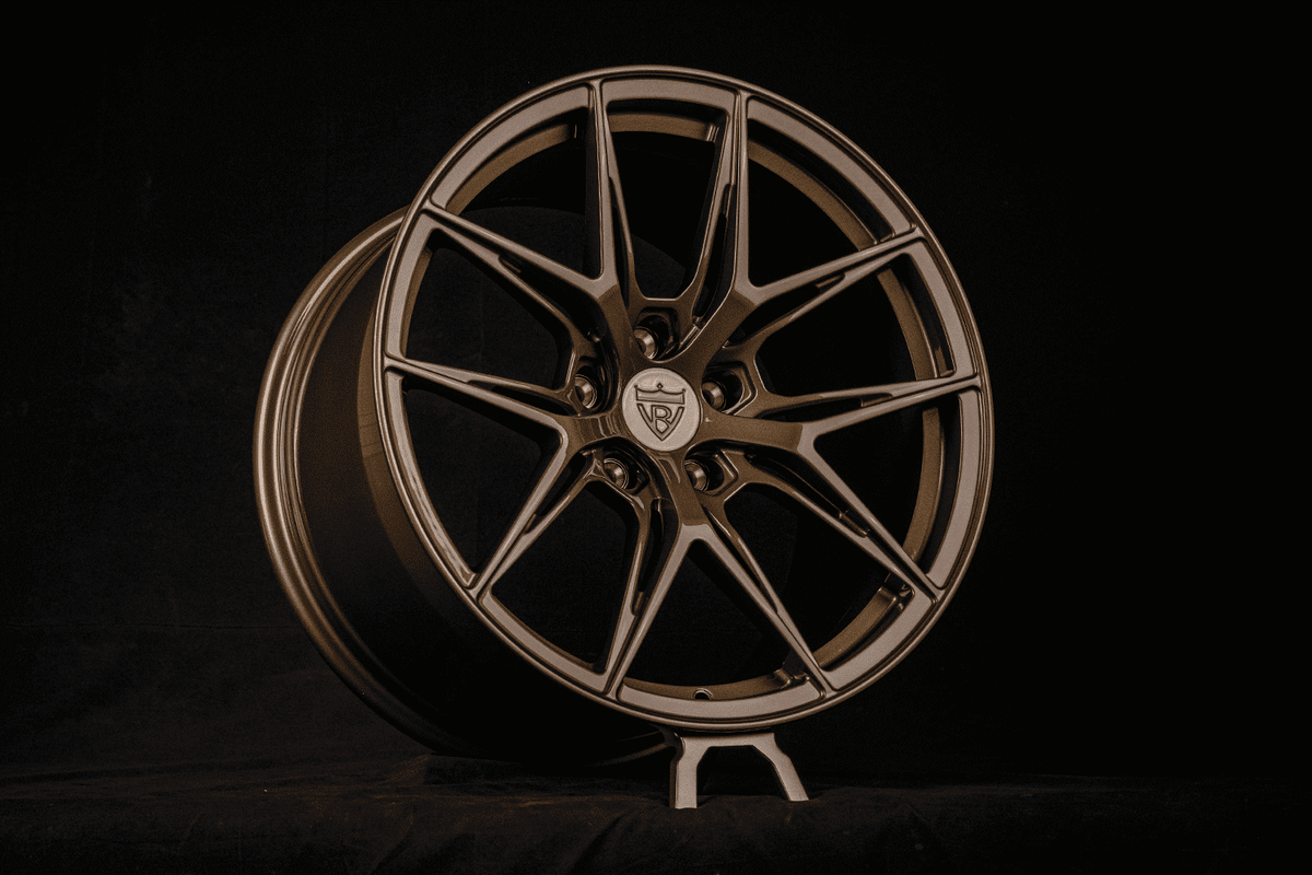 RV-MH051 one-piece forged wheel for a 2023 Camaro 2SS in shiny bronze, studio view