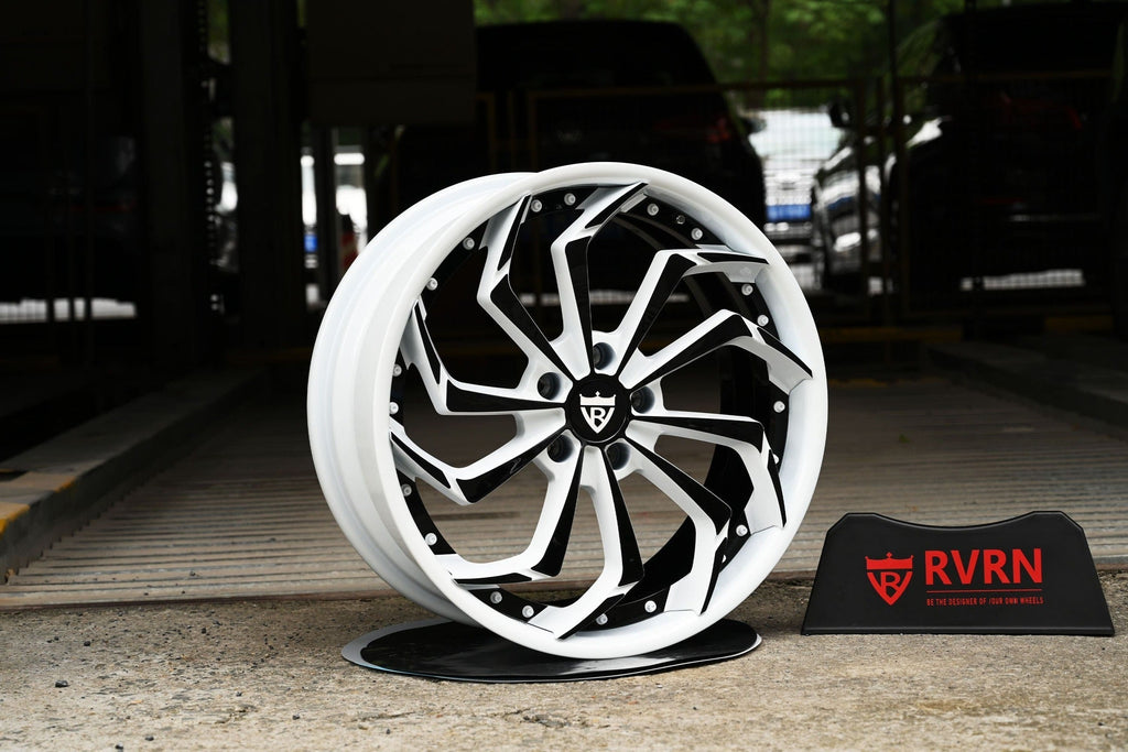 2022 Corvette C8 Custom White and Black Wheels: RV-DC06