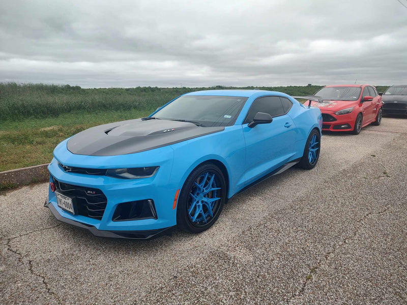 2022 Camero ZL1 on RVRN Forged RV-DR08 showcasing custom forged wheels and real fitment.
