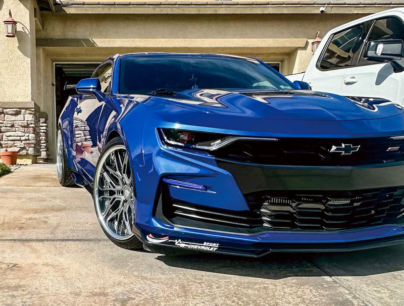 2020 Camaro SS on RVRN Forged RV-T081 parked in driveway with custom forged wheels showcasing real fitment.